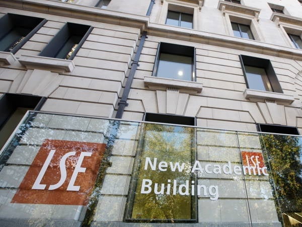 Caso di studio LSE: edificio accademico a Londra